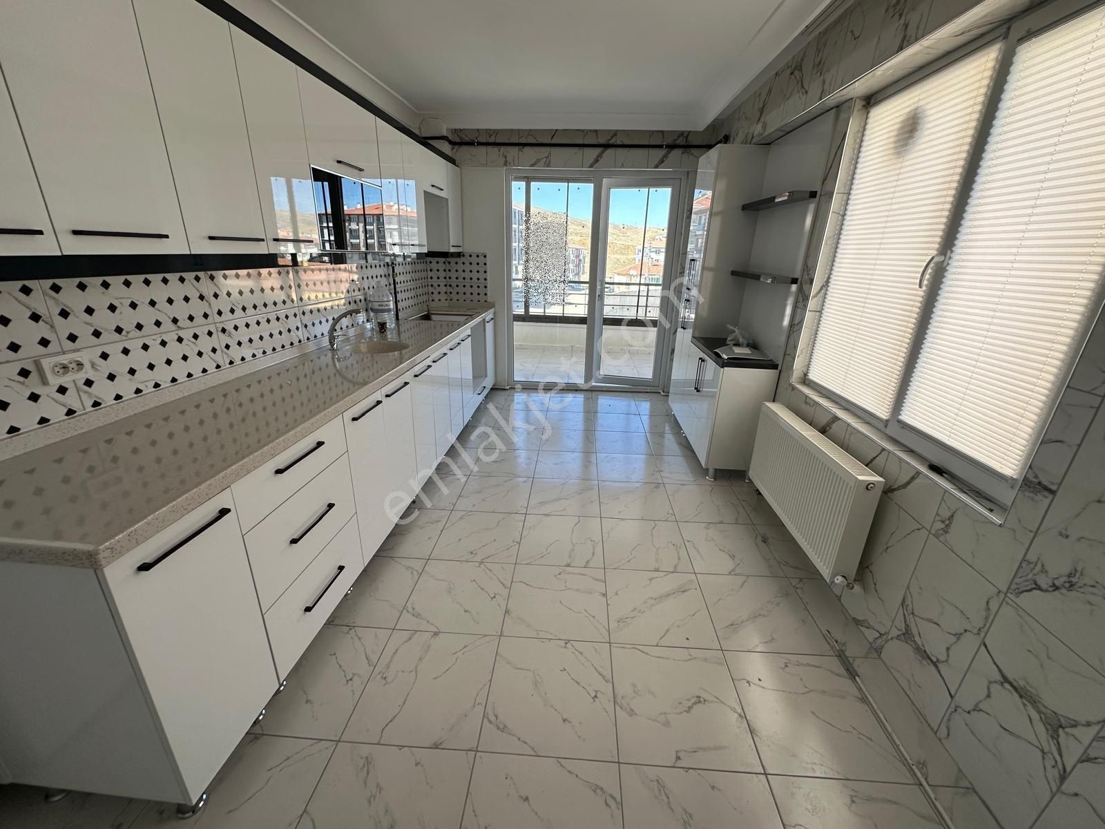 Bağlum Bulvarda 3+1 Satılık Daire - Görsel 9