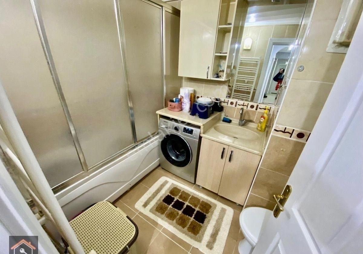 Günay Emlak'tan Torbalı Merkezde 4+1 200 M2 Asansörlü Satılık Arakat - Görsel 5