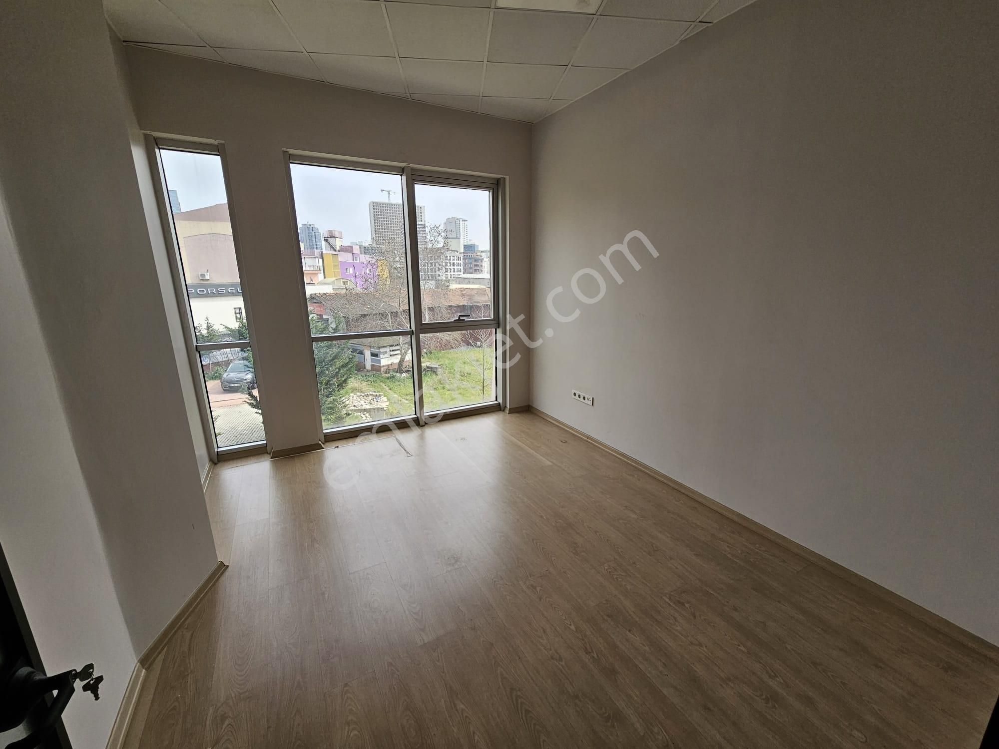Maltepe Ofistanbul Plaza Kdv'li 385m2 Kiralık İskanlı Boş Ofis - Görsel 14