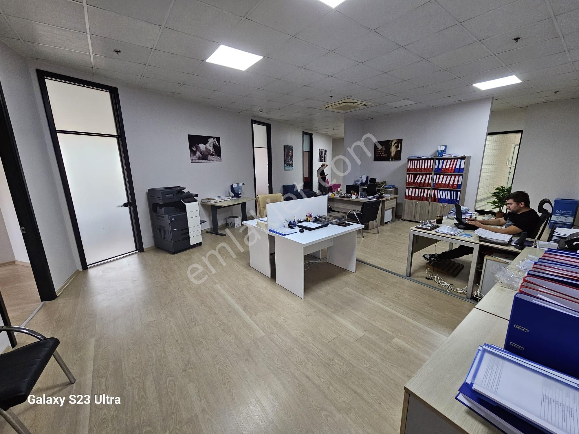 Maltepe Ofistanbul Plaza Kdv'li 385m2 Kiralık İskanlı Boş Ofis - Görsel 11