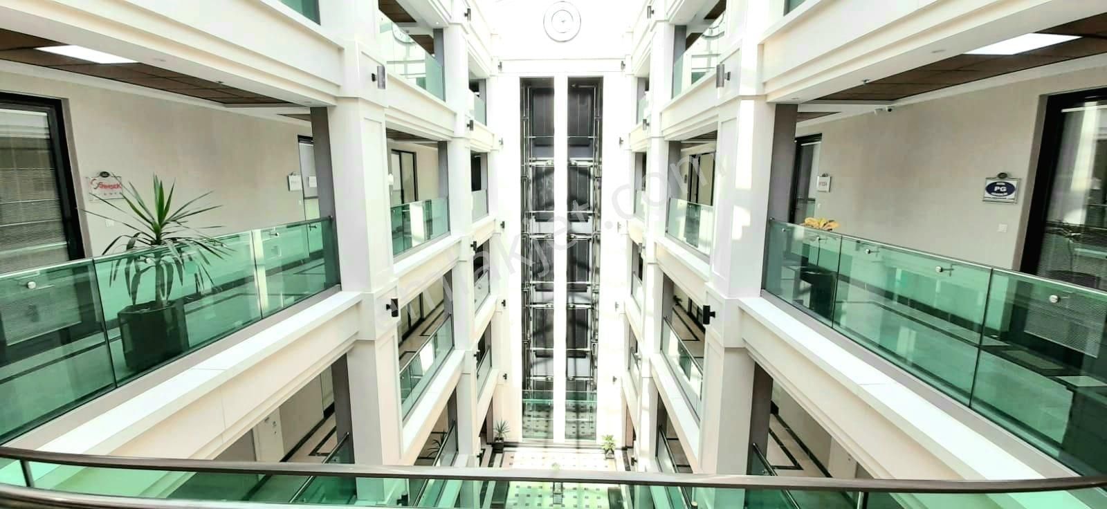 Maltepe Ofistanbul Plaza Kdv'li 385m2 Kiralık İskanlı Boş Ofis - Görsel 25