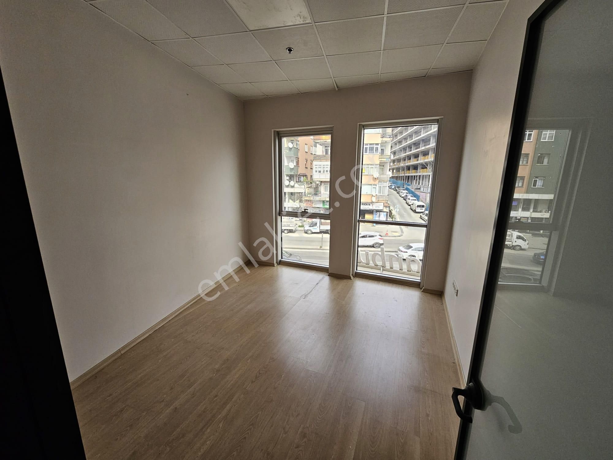 Maltepe Ofistanbul Plaza Kdv'li 385m2 Kiralık İskanlı Boş Ofis - Görsel 20