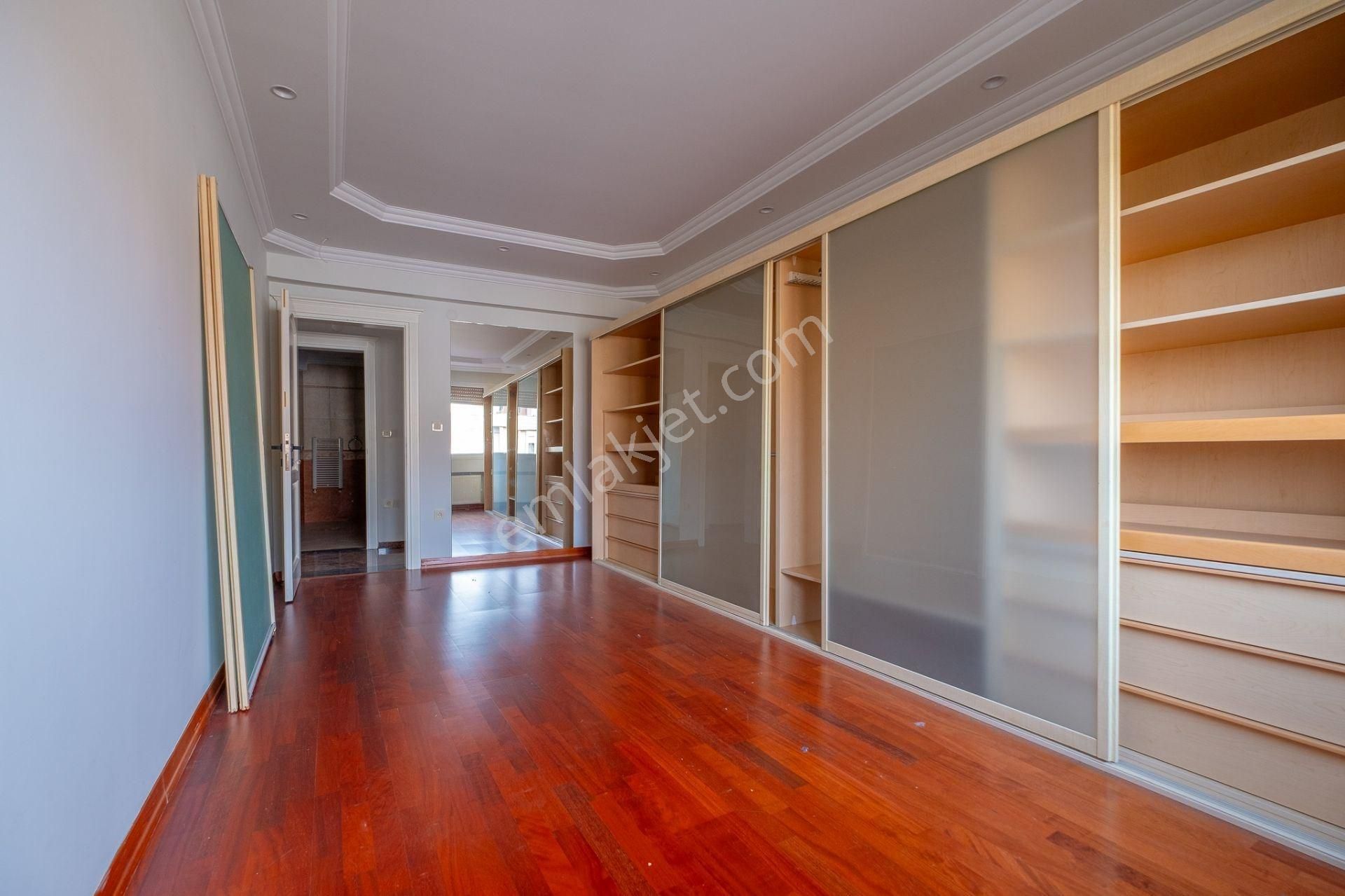 Dağıstan Gayrimenkulden 6+2 480 M2 Üst Dubleks - Görsel 15