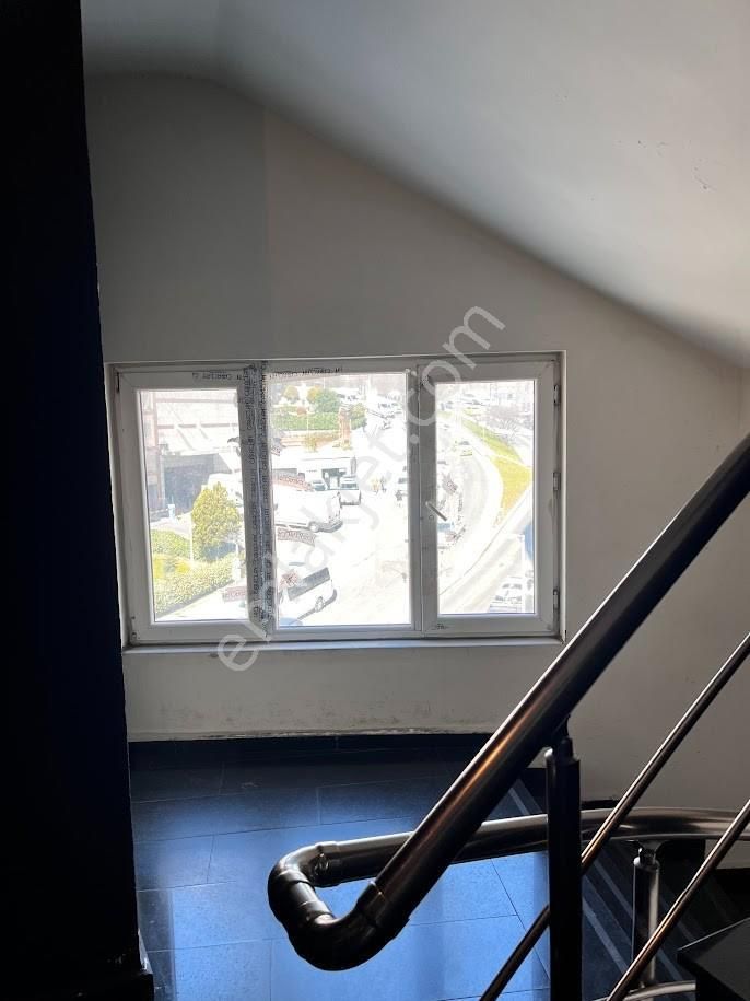 Şişli Bomonti Meydanda Emsalsiz, İş Merkezinde Tam Kat - Görsel 21