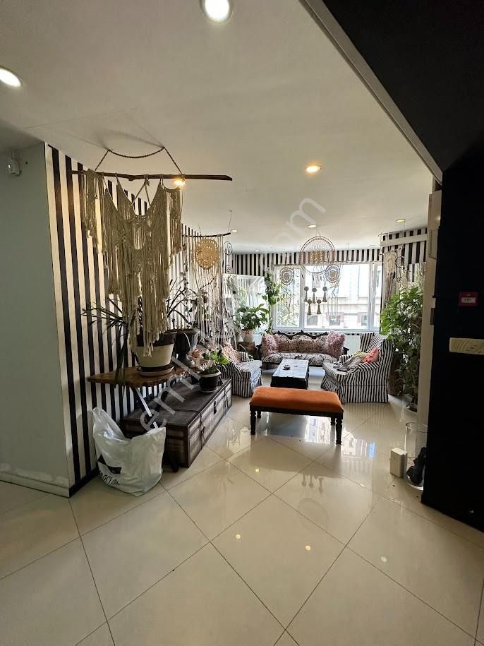 Şişli Bomonti Meydanda Emsalsiz, İş Merkezinde Tam Kat - Görsel 37