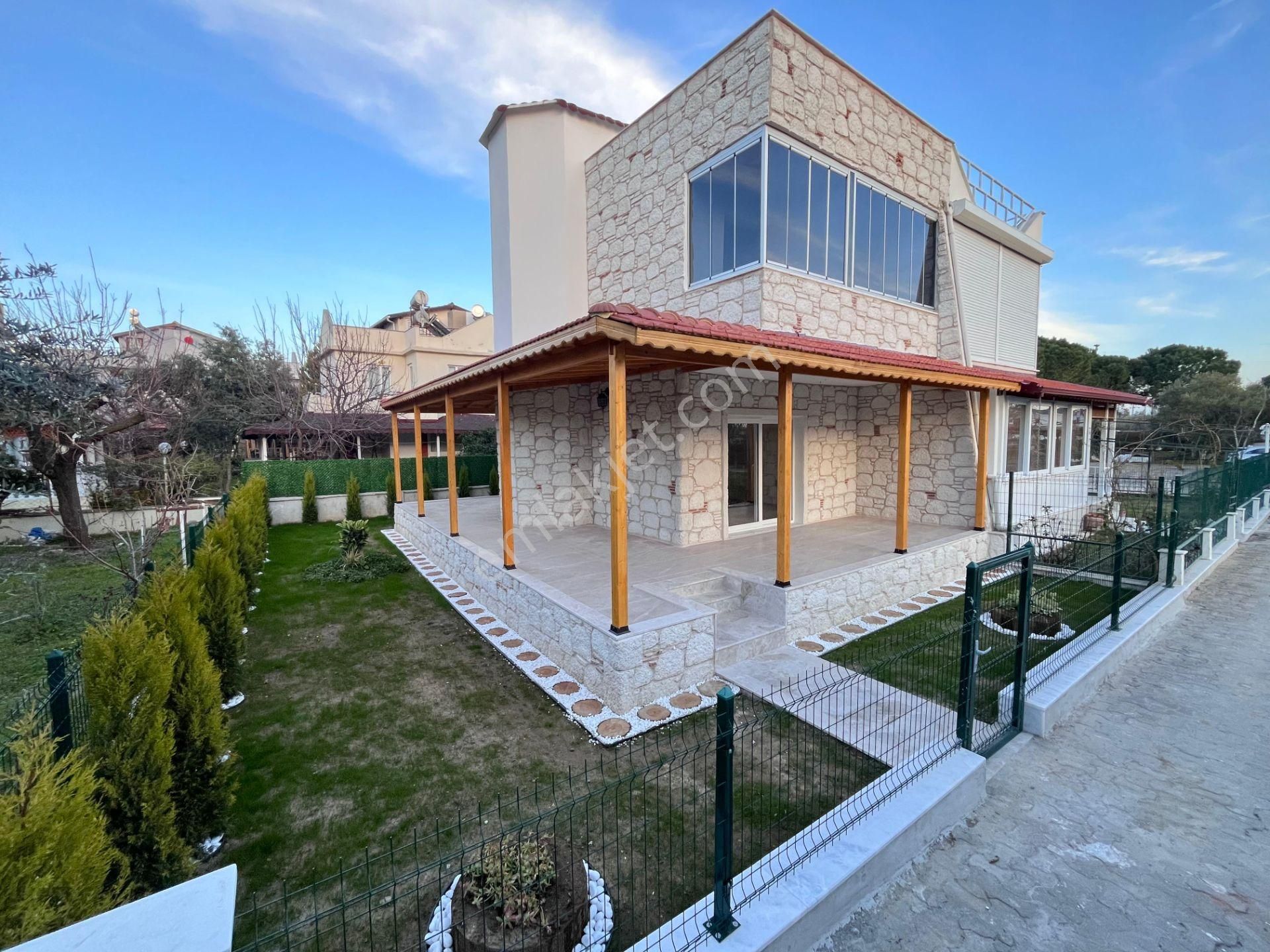 Dikili Salihler Satılık Villa Sahibinden Dikili Salihleraltı Ege Huzurkent Sitesinde Villa