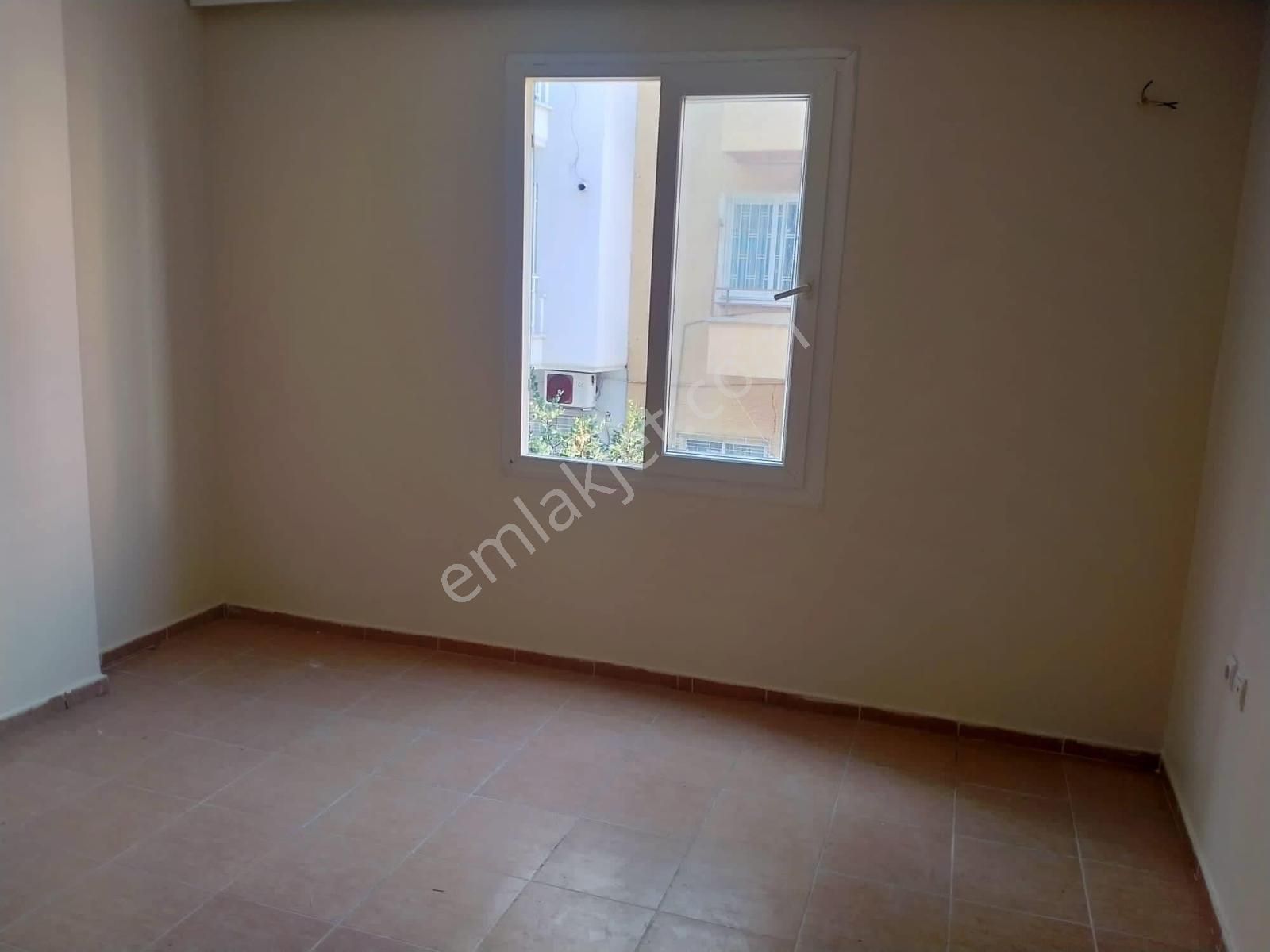 Mersin Akdeniz Barış Mah.kiralık 1+1 Daire - Görsel 6
