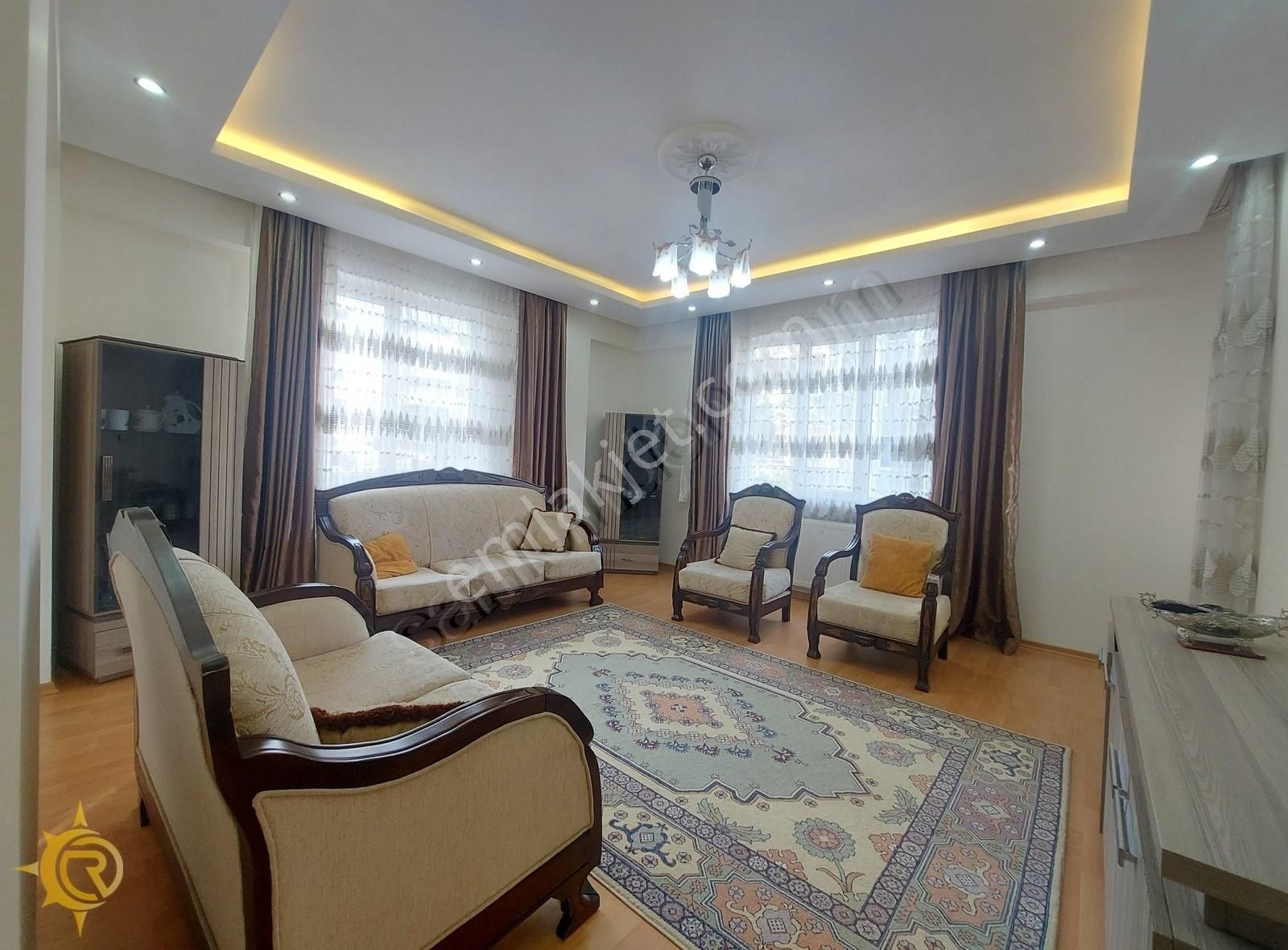 Onikişubat Selçuklu Kiralık Daire Çocuk Hastanesi Bölgesi Az Katlı Eksiksiz Fuull Eşyalı 3+1 Daire