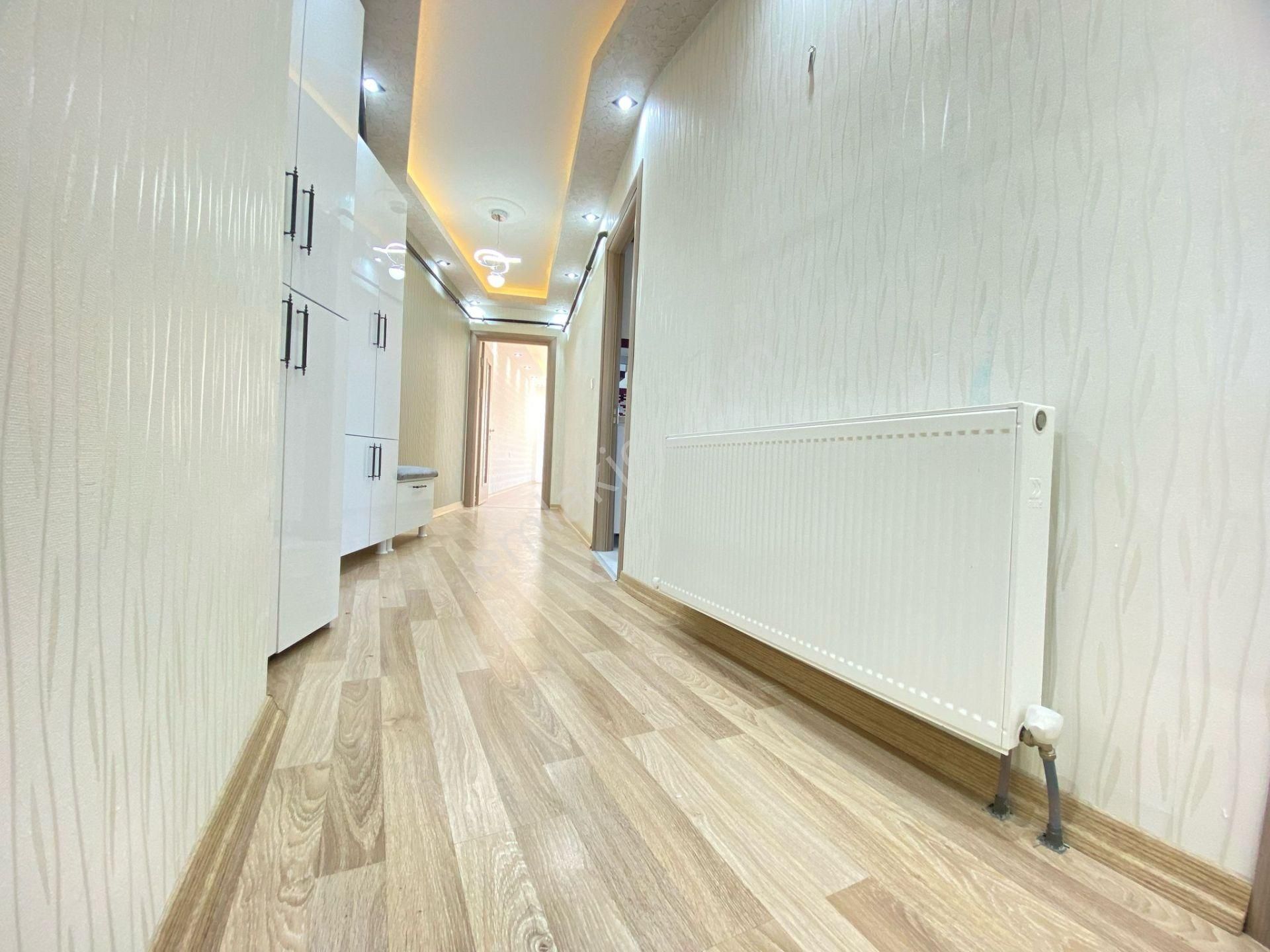 Karakaya'da Botanik Park Manzaralı 3+1 Daire - Görsel 13