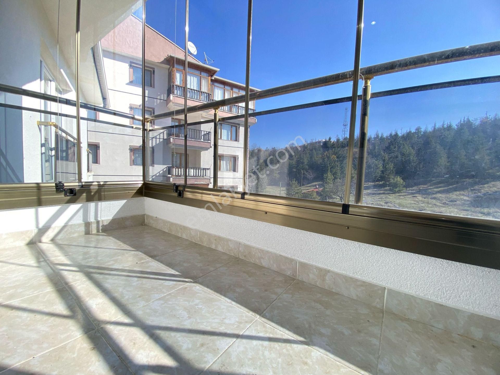 Karakaya'da Botanik Park Manzaralı 3+1 Daire - Görsel 4