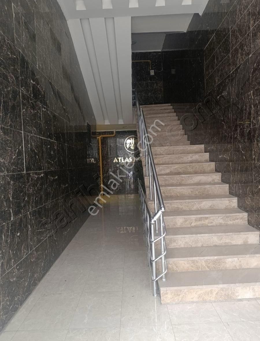 Akpiyar Mahallesi Aksa Doğalgaz Caddesi Acil Satılık 4+1 Daire. - Görsel 7