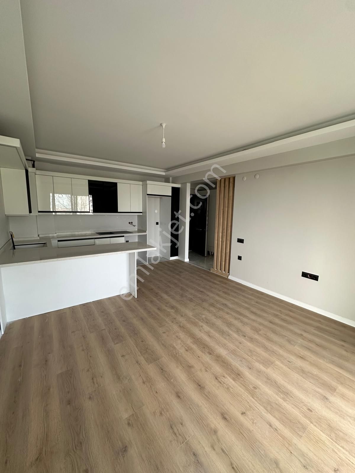 Truva'dan İstiklal'de Satılık 2+1 Tarzında 2 Balkonlu Lüks Daire - Görsel 10