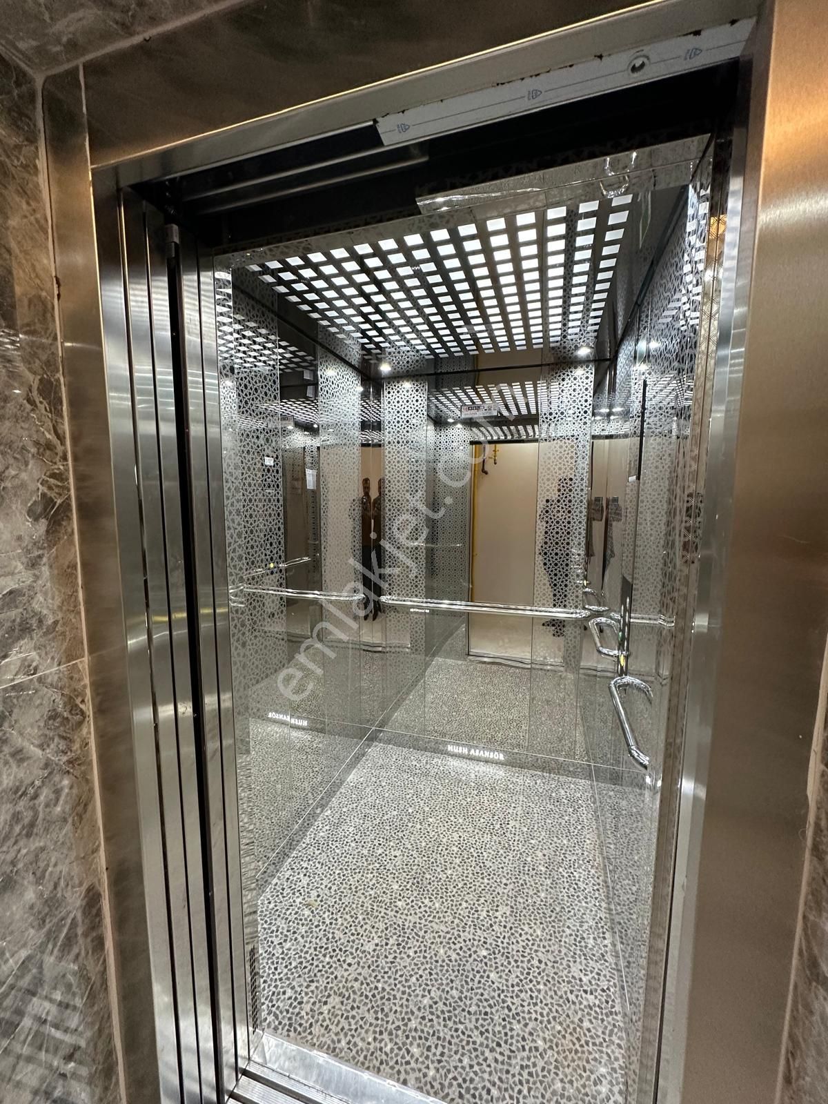 Truva'dan İstiklal'de Satılık 2+1 Tarzında 2 Balkonlu Lüks Daire - Görsel 6