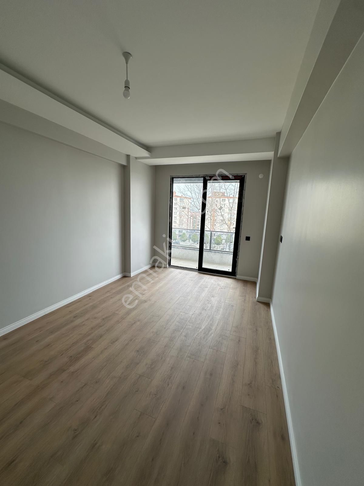 Truva'dan İstiklal'de Satılık 2+1 Tarzında 2 Balkonlu Lüks Daire - Görsel 17