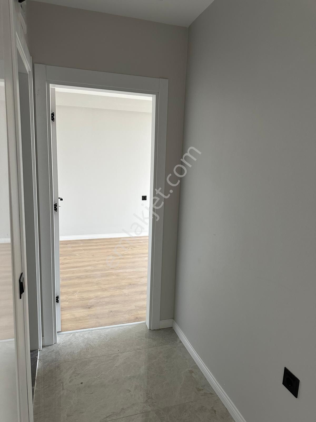 Truva'dan İstiklal'de Satılık 2+1 Tarzında 2 Balkonlu Lüks Daire - Görsel 14