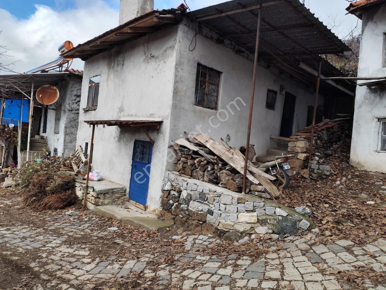 Bergama Dereköy Hacılar Satılık Daire Turanlı Hacılar Mahallesi Köy Evi