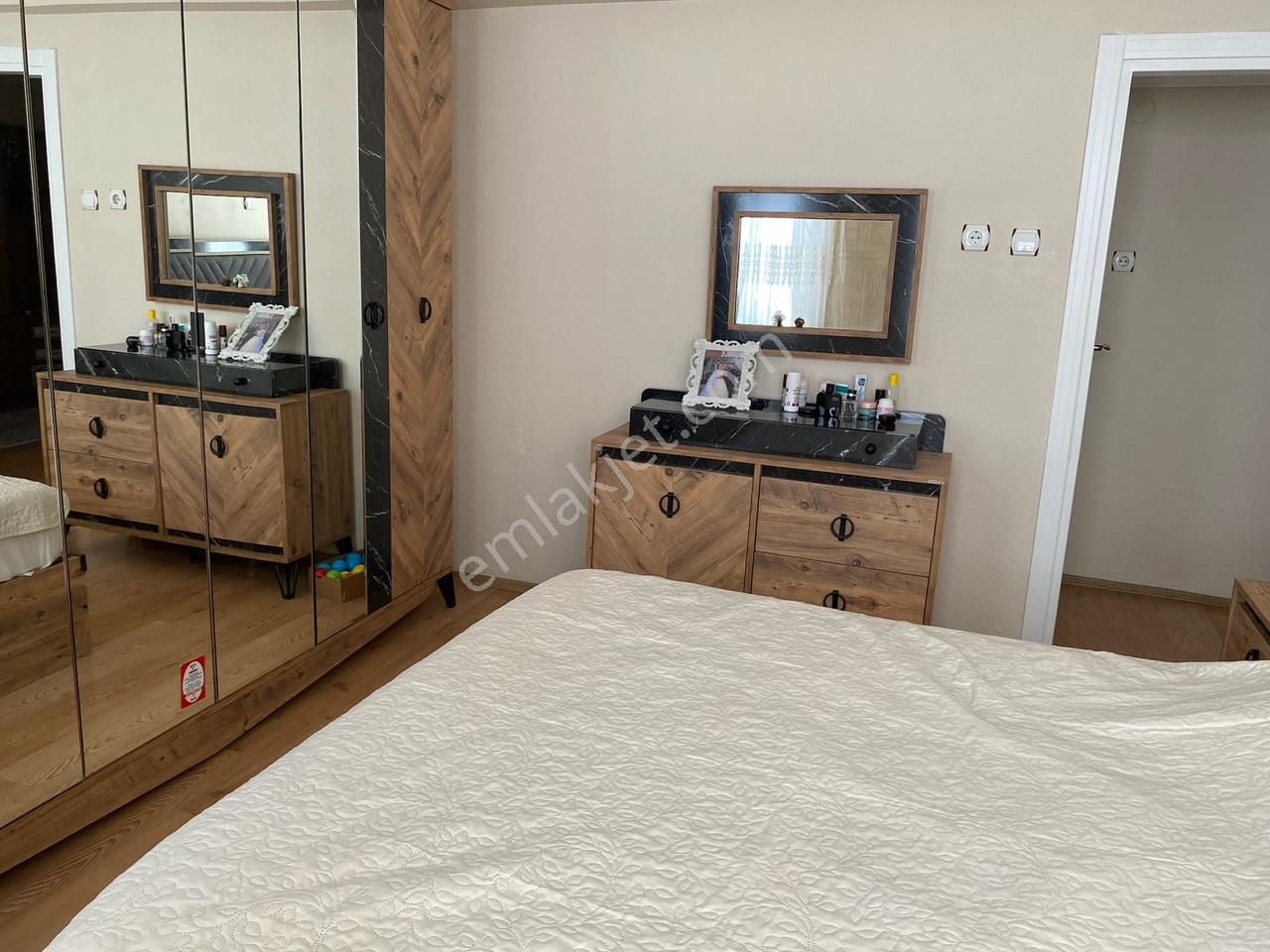 2+1 Daire Gemlik Merkez Yeni Tadilatlı Masrafsız - Görsel 13