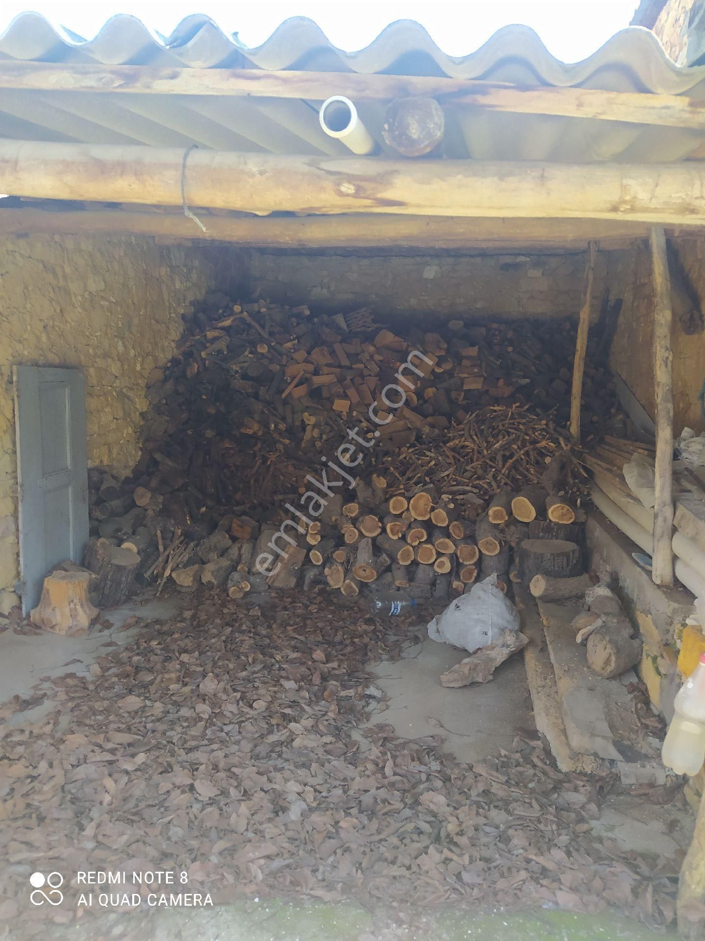 Pergamo Emlaktan Bergamaya Yakın Satılık Köy Evi - Görsel 22