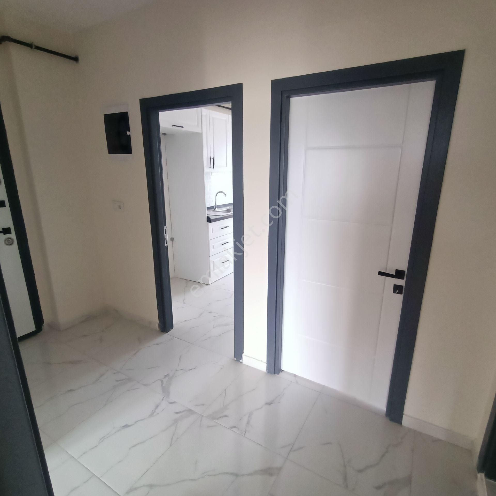 Ena Group Bursa Mudanya Burgaz'da Düz 2+1 Deniz Manzaralı Sıfır Satılık Daire - Görsel 11
