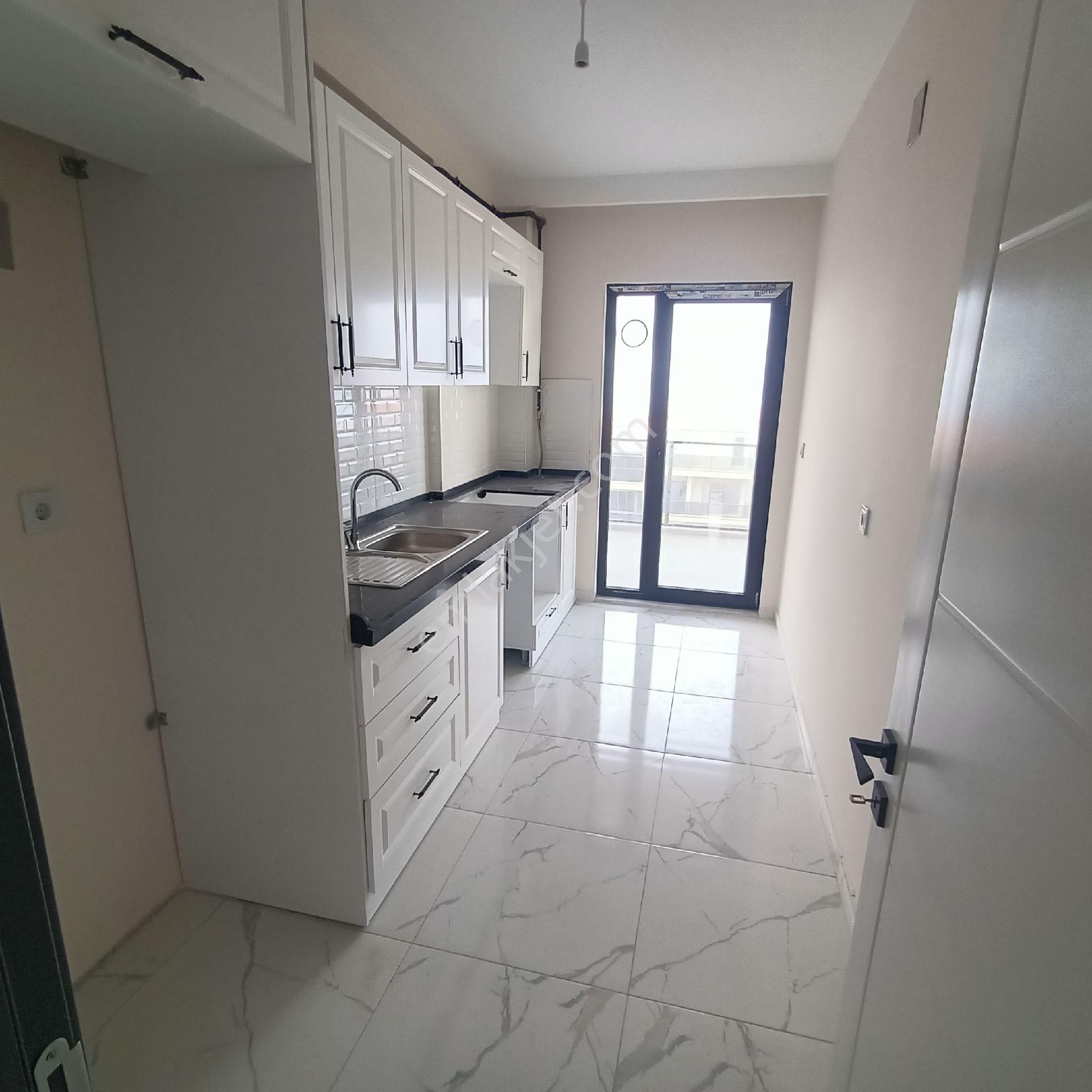 Ena Group Bursa Mudanya Burgaz'da Düz 2+1 Deniz Manzaralı Sıfır Satılık Daire - Görsel 5