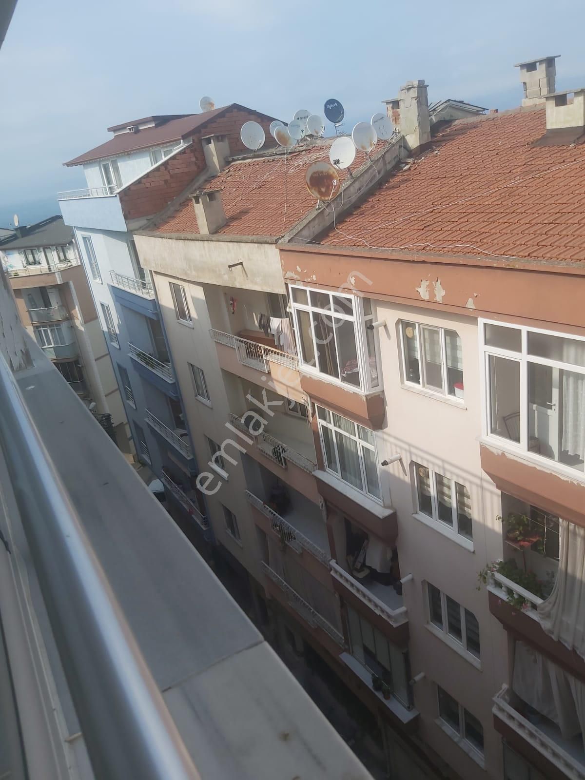 Mudanya Güzelyalı Yalı Satılık Daire Bursa Mudanya Güzelyalı Da 290 M2 , 5 + 1 Deniz Manzaralı Acil Satılık Dublex Daire