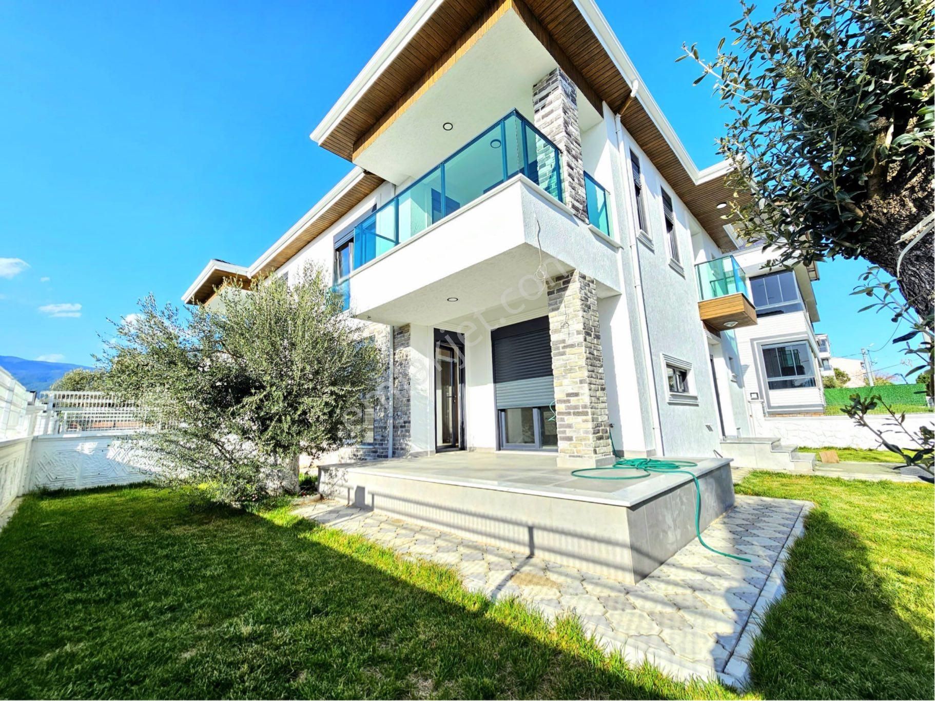 Balıkesir Edremit Boğaz Manzaralı Satılık Villa ♦ Adıgüzelden ♦ Kazdağlarında Oksijen Deposu 4+1 Sıfır Villa