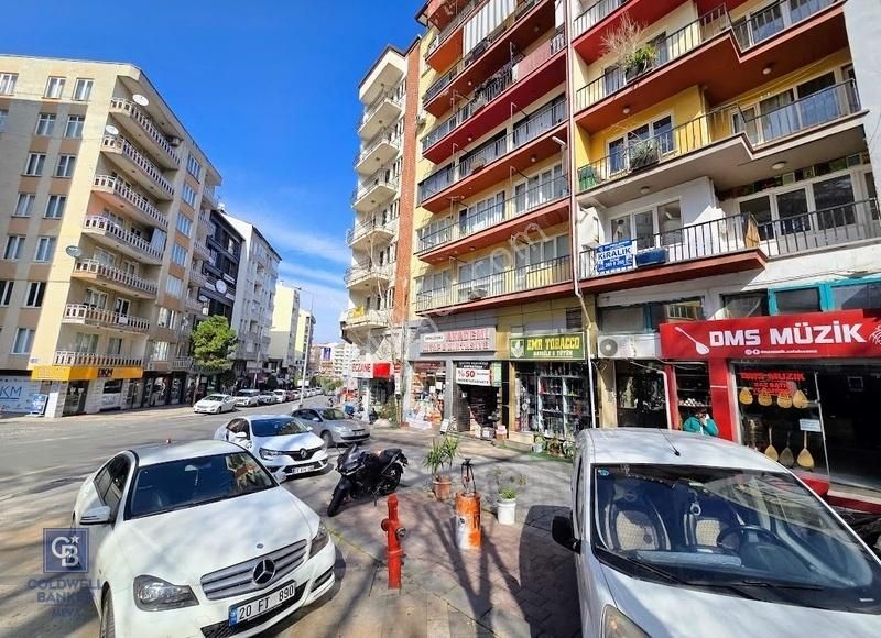 Pamukkale Atalar Kiralık Daire Çınar'da 160 M² Asansörlü Kiralık 3+1 Daire