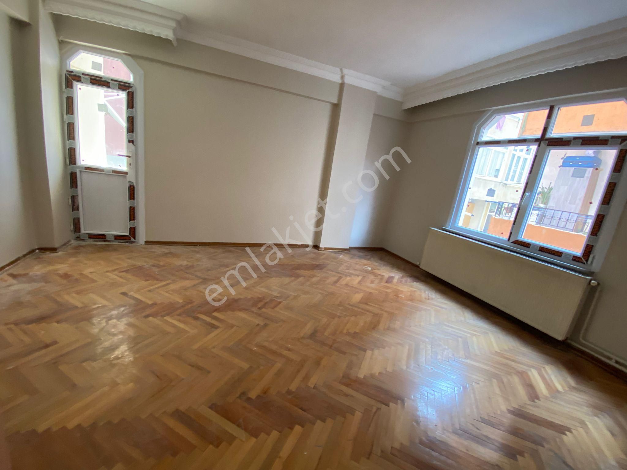 Bahçelievlerde Arsa Payı Oldukça Yüksek 160m2 Net 3+1 Asansörlü - Görsel 7