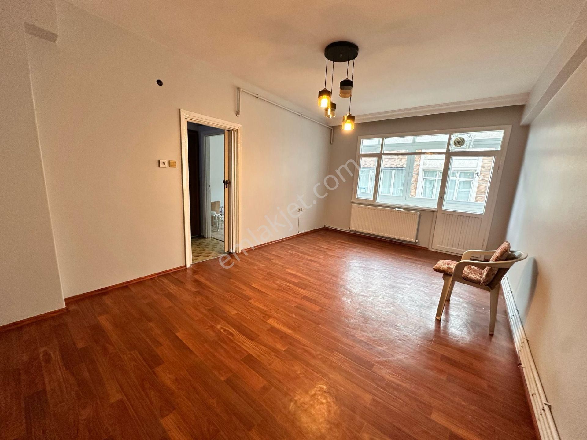 Fatih Hırka-i Şerif Kiralık Daire █ 3+1 Balkonlu 2. Kat Kiralık Daire Hırka-i Şerif Mahallesinde █