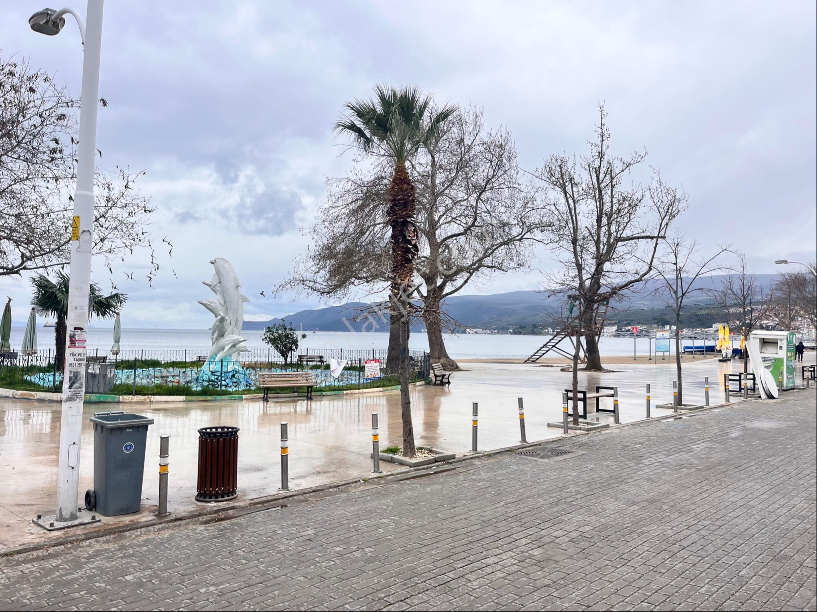 Gemlik Kumla Satılık Daire Köşem Emlaktan Deniz Manzaralı Satılık Daire..