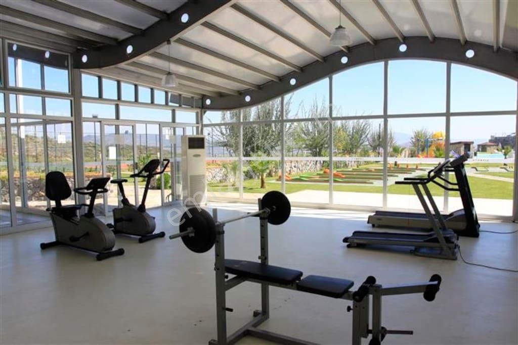 Önü Açık Manzaralı Deniz Yakın Satılıkev İngilizden Eşyalı Daire - Görsel 23