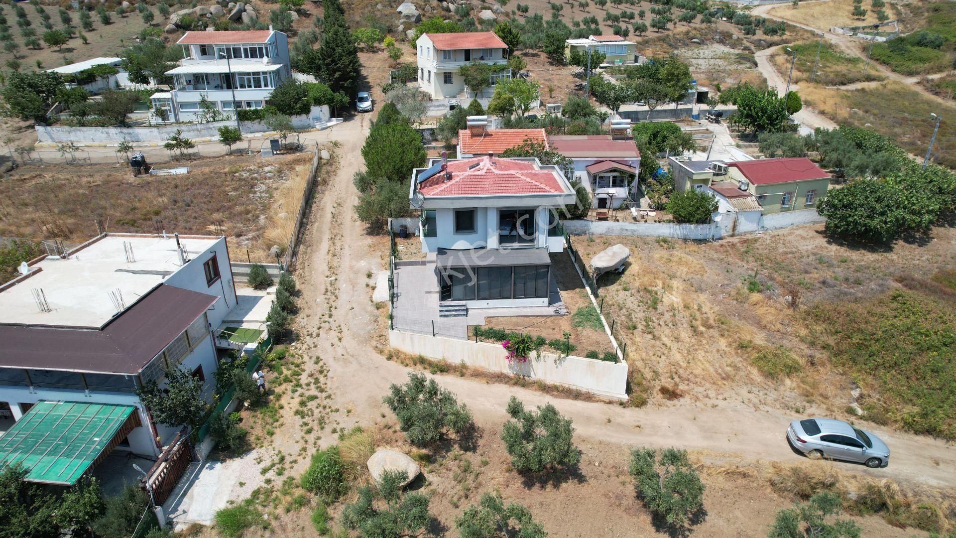 Avşa Adası Yiğitlerde Satılık 2+1 Satılık Villa Deniz Manzaralı - Görsel 34