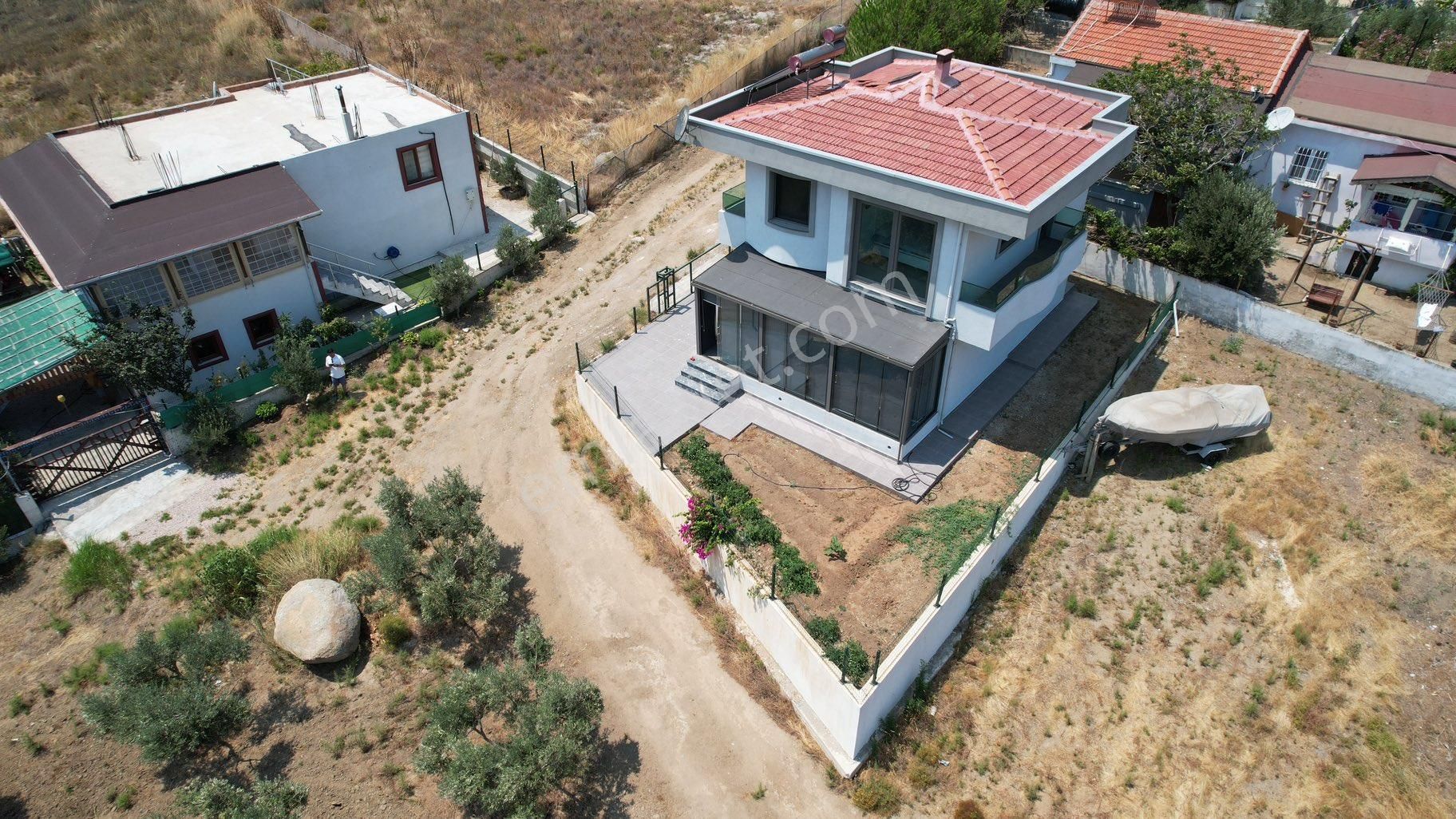 Avşa Adası Yiğitlerde Satılık 2+1 Satılık Villa Deniz Manzaralı - Görsel 22