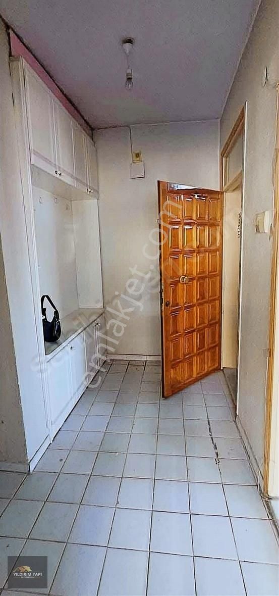 Alaşehir Yenice Satılık Daire Yenice Mahallesinde Satılık 3+1 Daire