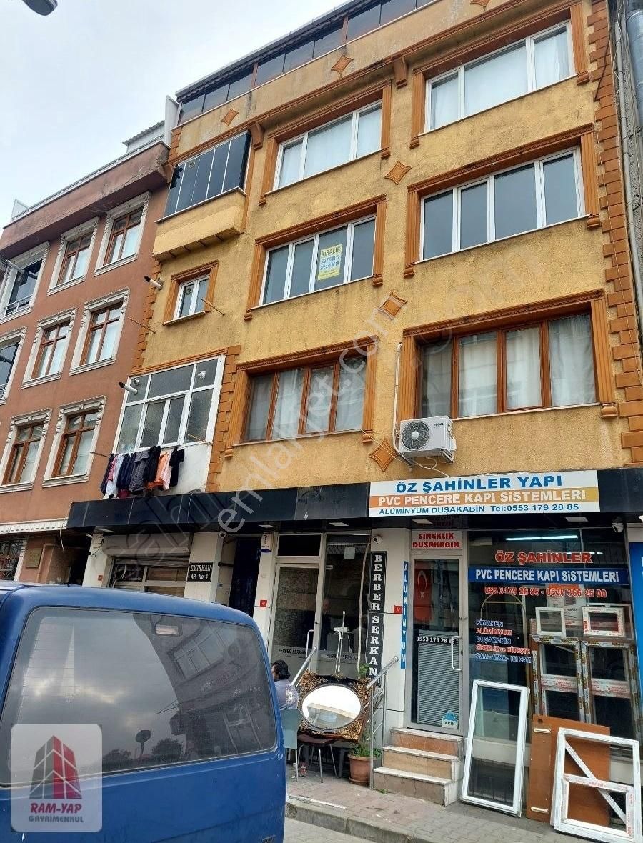 Eyüpsultan Rami Yeni Kiralık Daire Rami Yenimahallede Cadde Konum 2.kat Ön Cephe Kiralık Daire