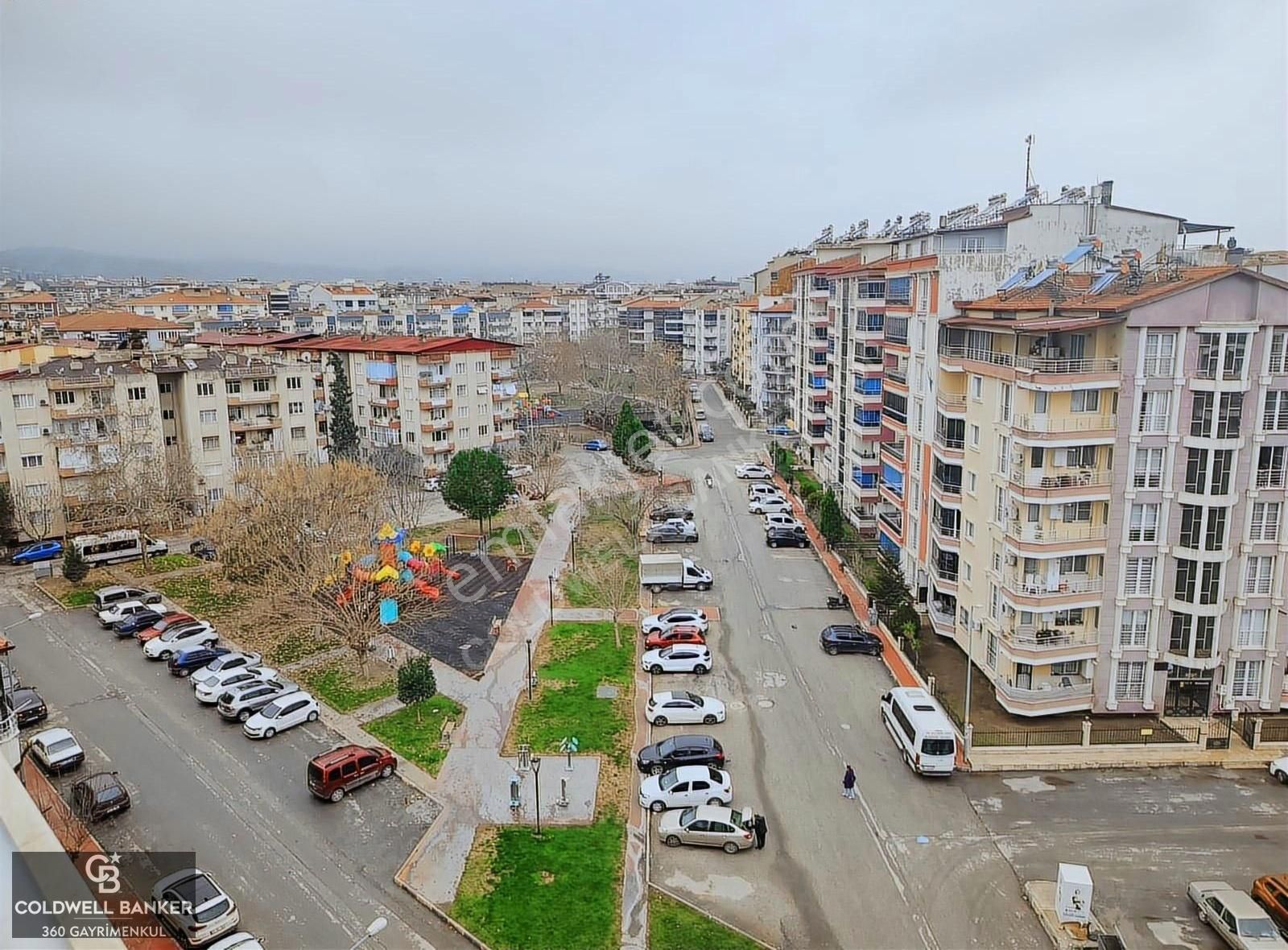 Alaşehir İstasyon Satılık Daire Alaşehir İstasyon Mahallesinde Satılık 4+1 Dubleks Geniş Daire