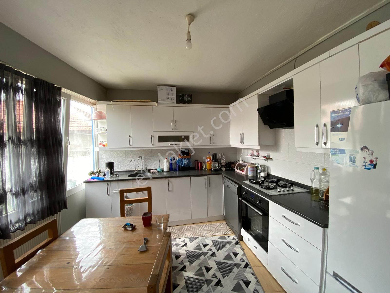 Torbalı Yazıbaşı Mah.394m2 Arsada 175m2 3+1 Müstakil Havuzlu Evimiz Ve Müştemalatı Satılıktır - Görsel 3