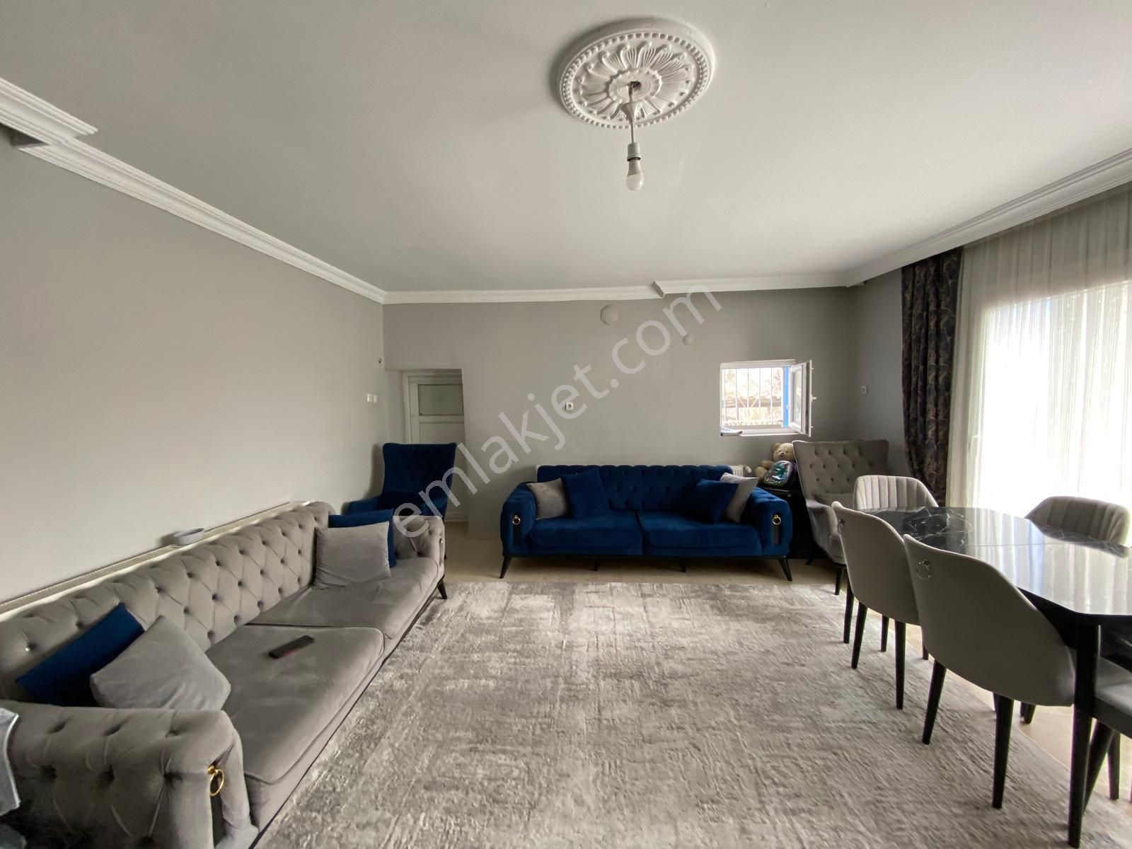 Torbalı Yazıbaşı Mah.394m2 Arsada 175m2 3+1 Müstakil Havuzlu Evimiz Ve Müştemalatı Satılıktır - Görsel 5