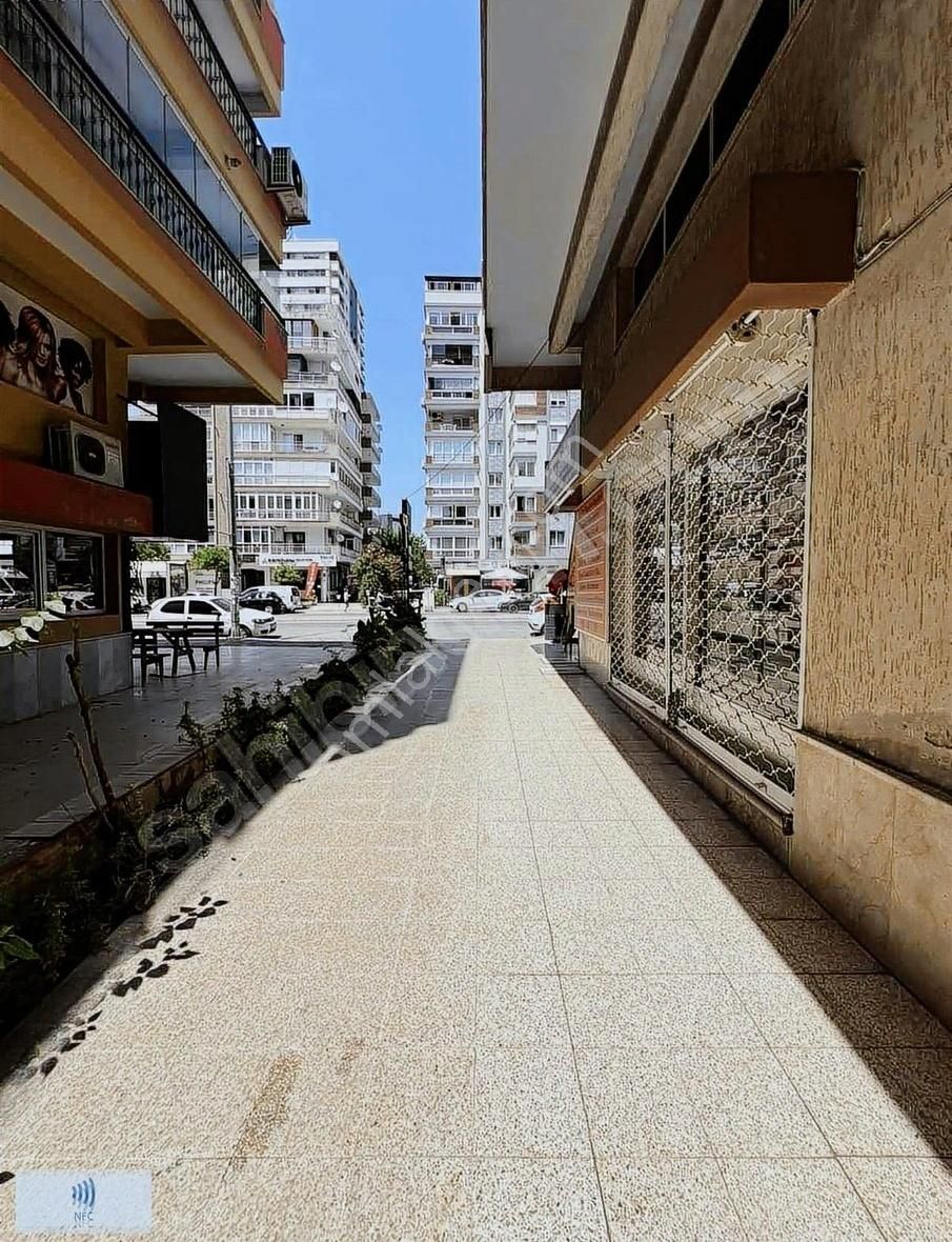 Karşıyaka Bahçelievler Metroya Yakın Kiralık Daire Bahçelievler'de Kiralık 3+1 Daire