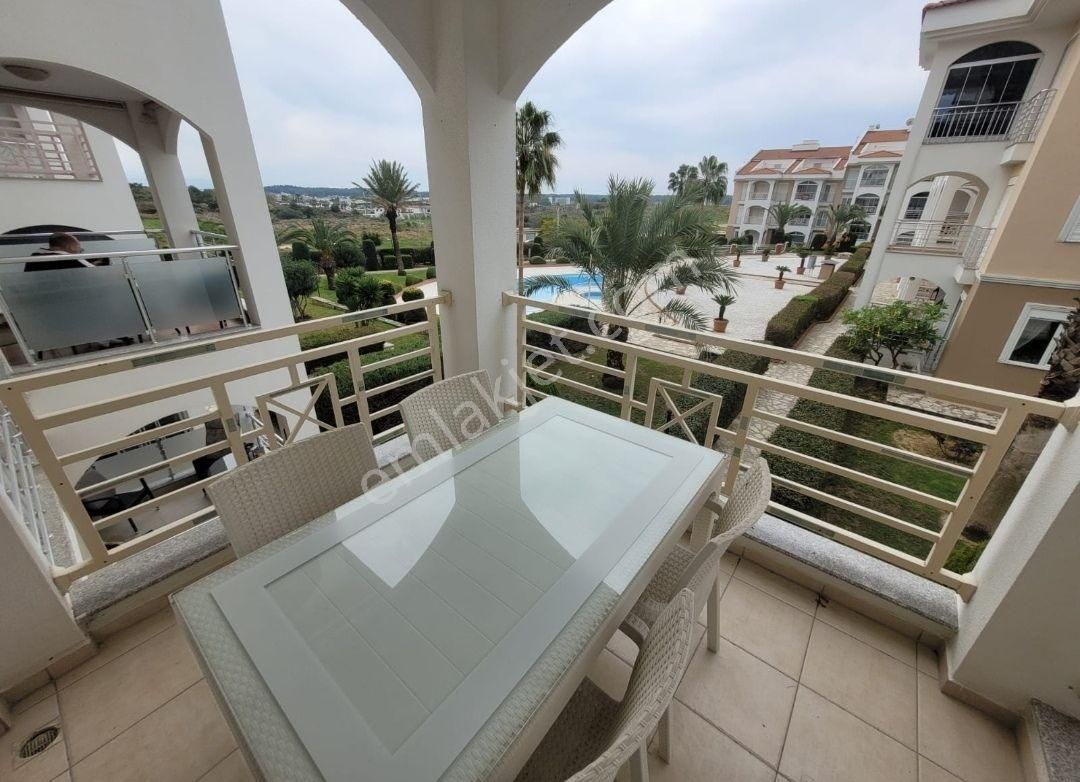 Side Hill 2 Sitesinde Arakat 2+1 Eşyalı Daire - Görsel 18