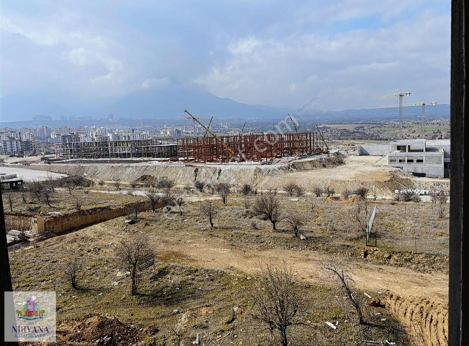 Merkezefendi Karahasanlı Satılık Daire Karahasanlıda Şehir Hastanesi Cepheli 37 M² - 1+1 Apart