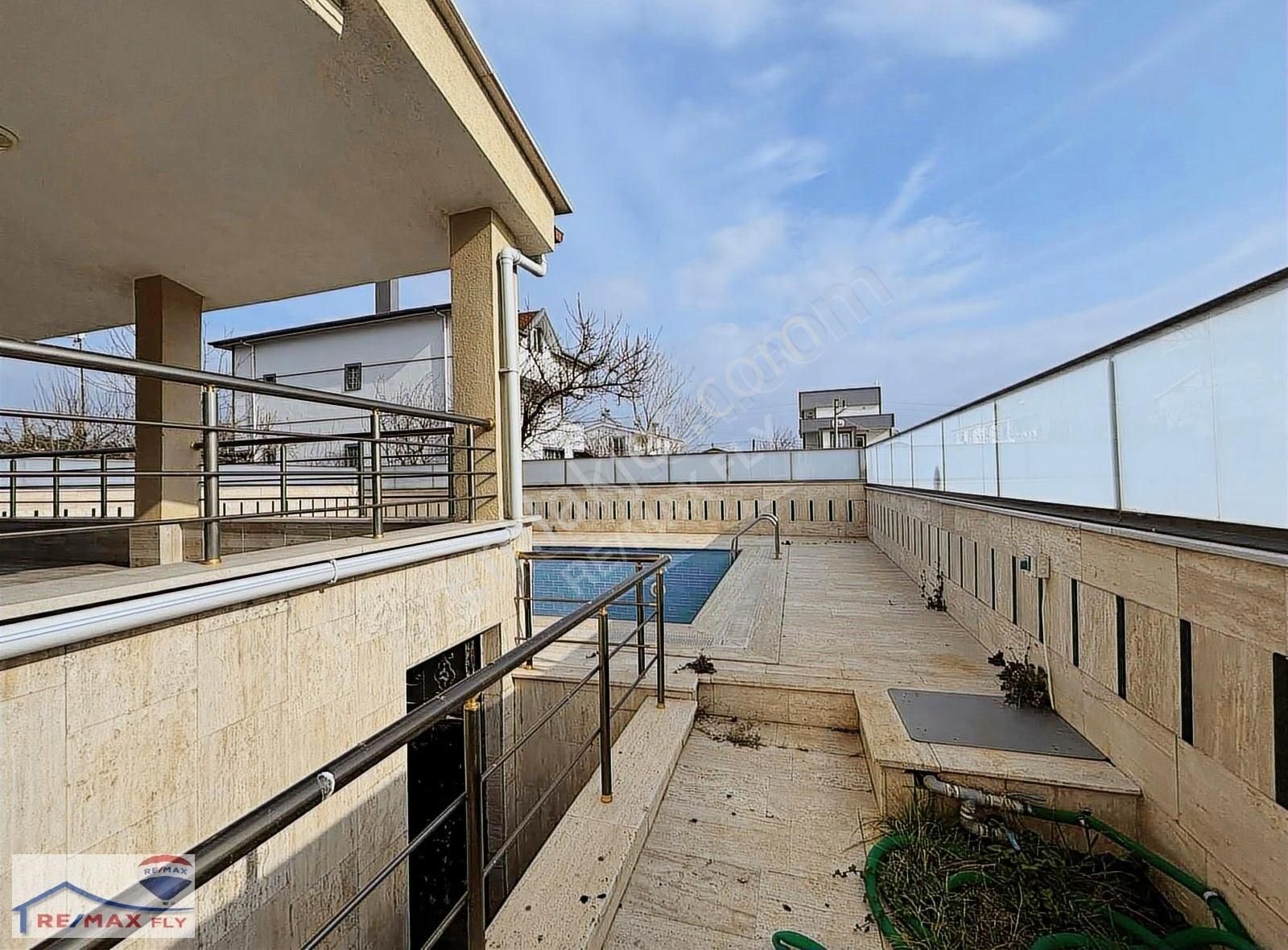 Tekirdağ Marmaraereğlisinde 3 Katlı Havuzlu Satılık Villa - Görsel 24