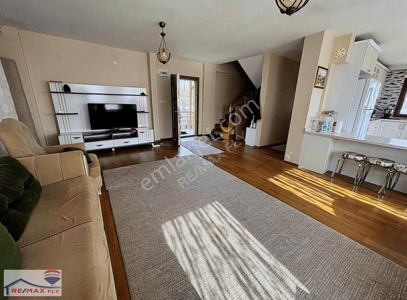 Tekirdağ Marmaraereğlisinde 3 Katlı Havuzlu Satılık Villa - Görsel 12