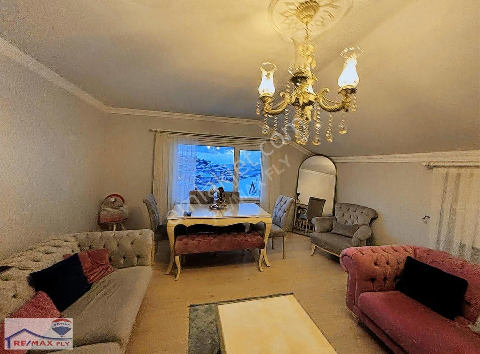 Beykoz Ortaçeşme'de Boğaz Manzaralı 2 Katlı Satılık Müstakil Ev - Görsel 26