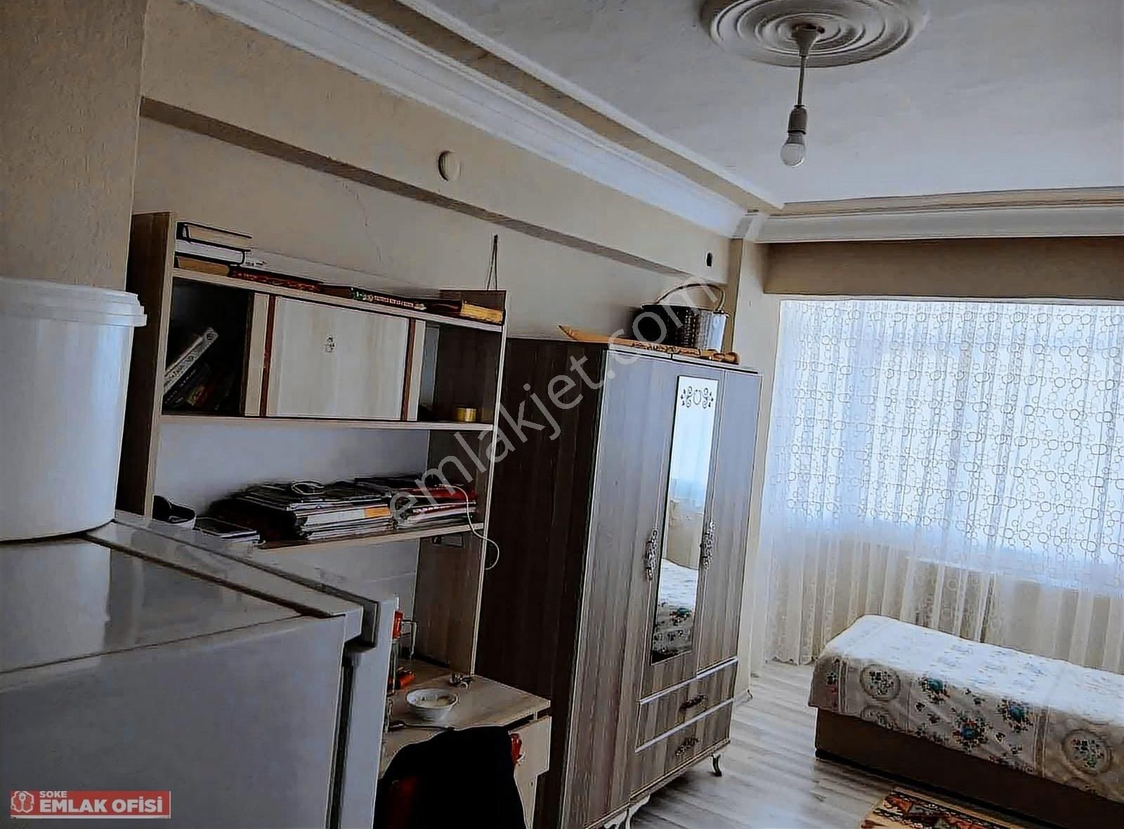 Seo'dan Yenicami Mahallesinde 3*1satılık Daire - Görsel 3