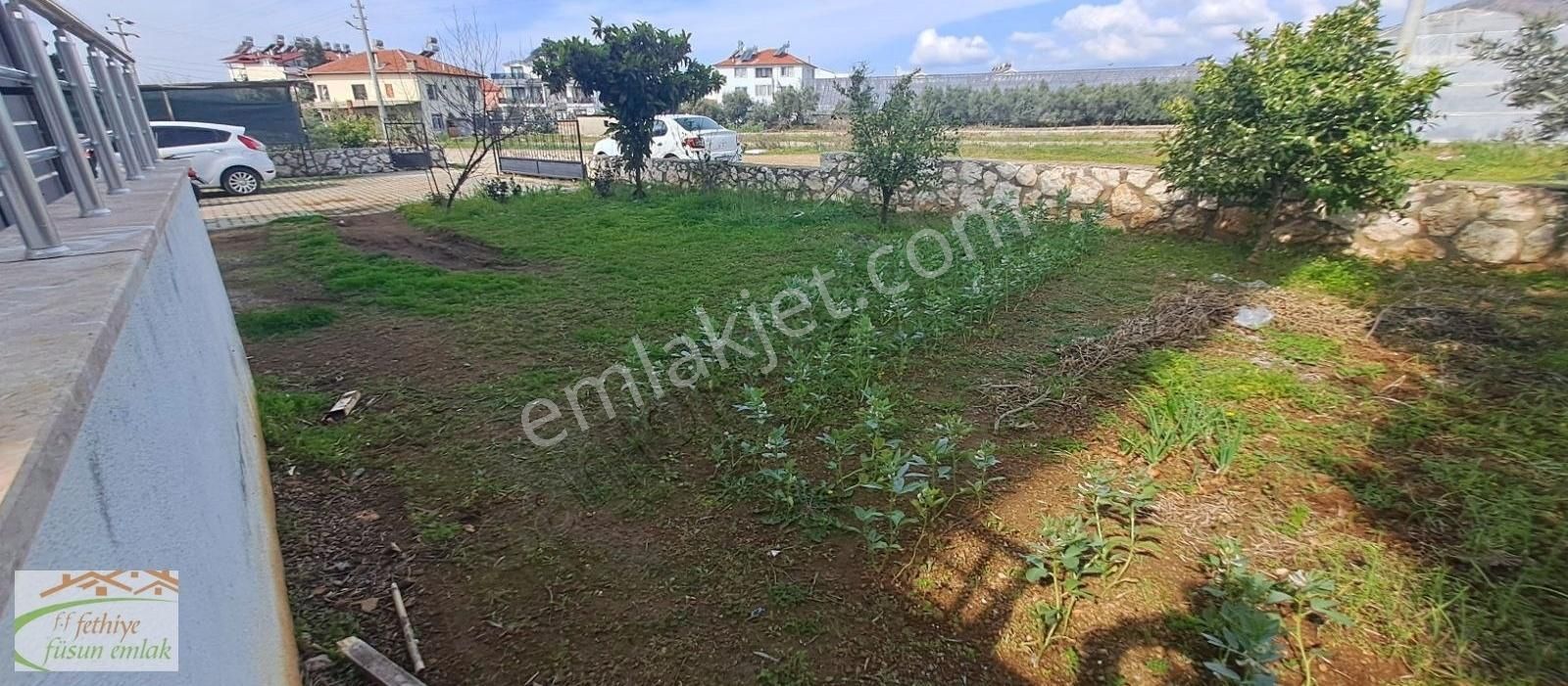 Fethiye Çamköy Kiralık Daire Füsun Emlak'tan Çamköy Mah. Giriş Katı 2+1 Daire Kiralıktır