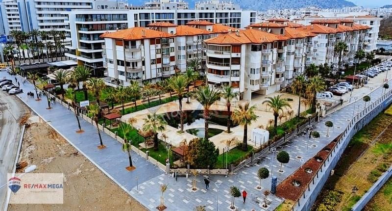 Konyaaltı Liman Kiralık Daire Denize Sıfır Site İçerisinde Kiralık 1+1 Eşyalı Daire