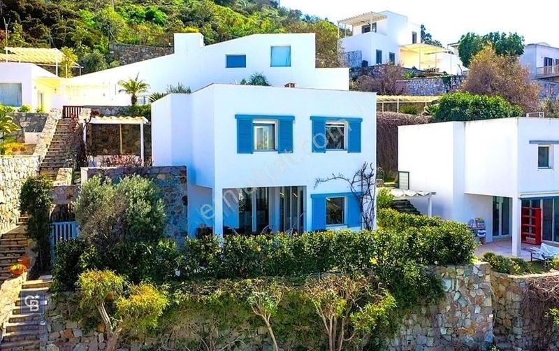 Bodrum Gümüşlük Satılık Villa Gümüşlük Berggruen 2 De Bahçeli Villa 160 M2 / 3+1