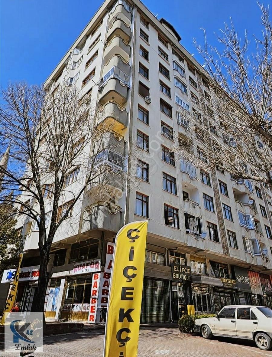 Selçuklu Feritpaşa Satılık Daire Dündar Otel Karşısı Caddeye Cephe 3+1 Arakat Daire Fırsatı