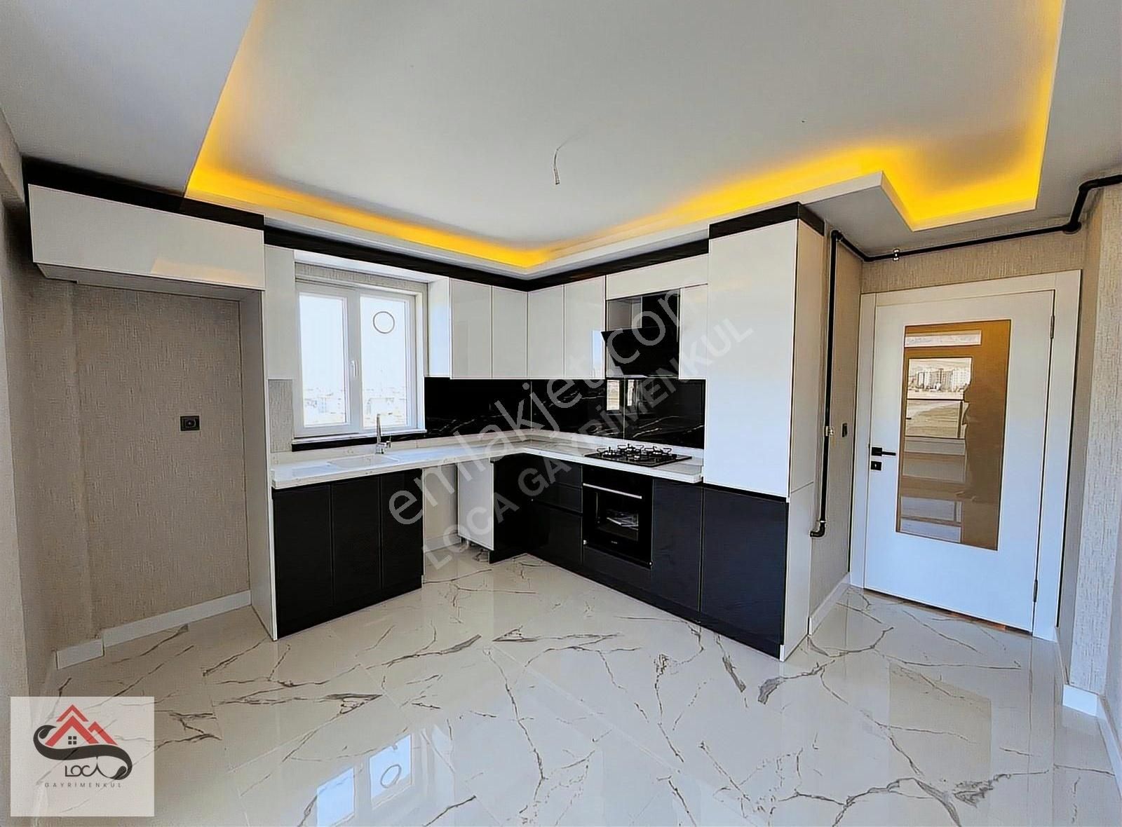 Loca'dan F.çakmak'ta Cadde Üzeri E.banyo-g.odalı 165m2 U.lüx 4+1 - Görsel 15